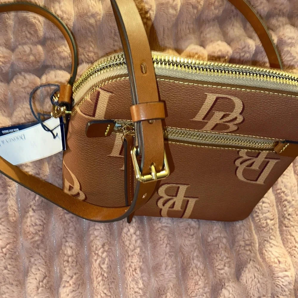 Beautiful Dooney&Bourke crossbody Bag 🤎💛🤎💛SOLD DURING SHOW bundle - Picture 8 of 8